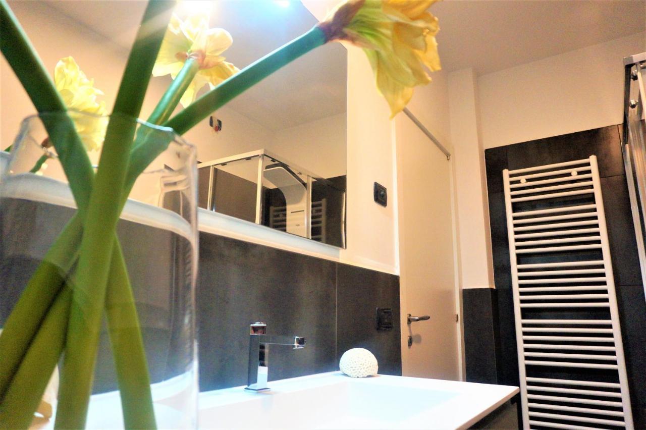 Apartament Deluxe Mayde Riva del Garda Exterior foto